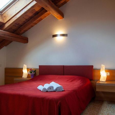 Agriturismo Antico Splendore Villa Pullir Exterior photo