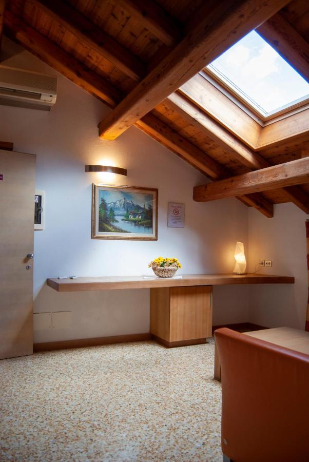Agriturismo Antico Splendore Villa Pullir Exterior photo